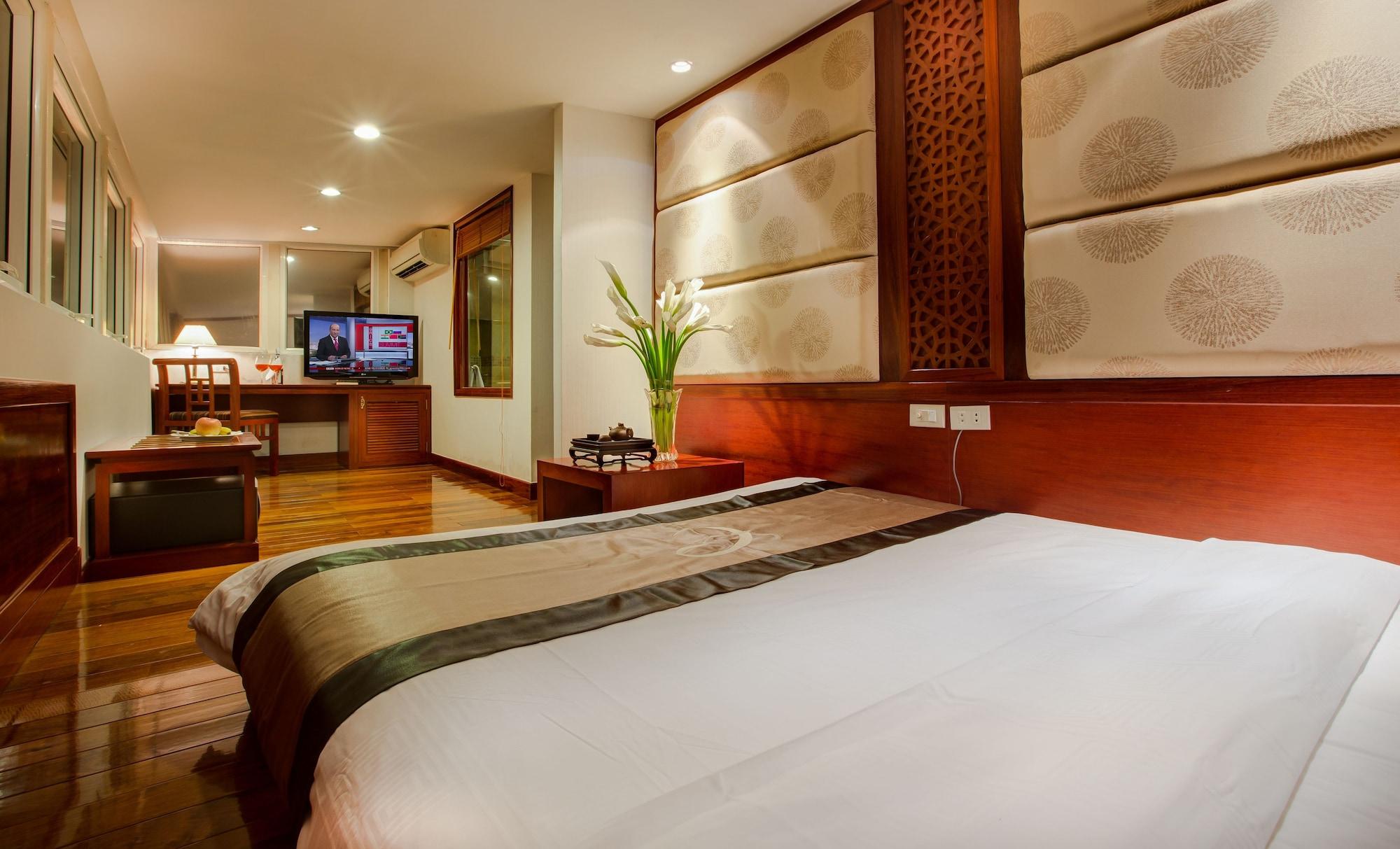 โคนิเฟอร์ บูทิก โฮเต็ล Hotel ฮานอย ภายนอก รูปภาพ