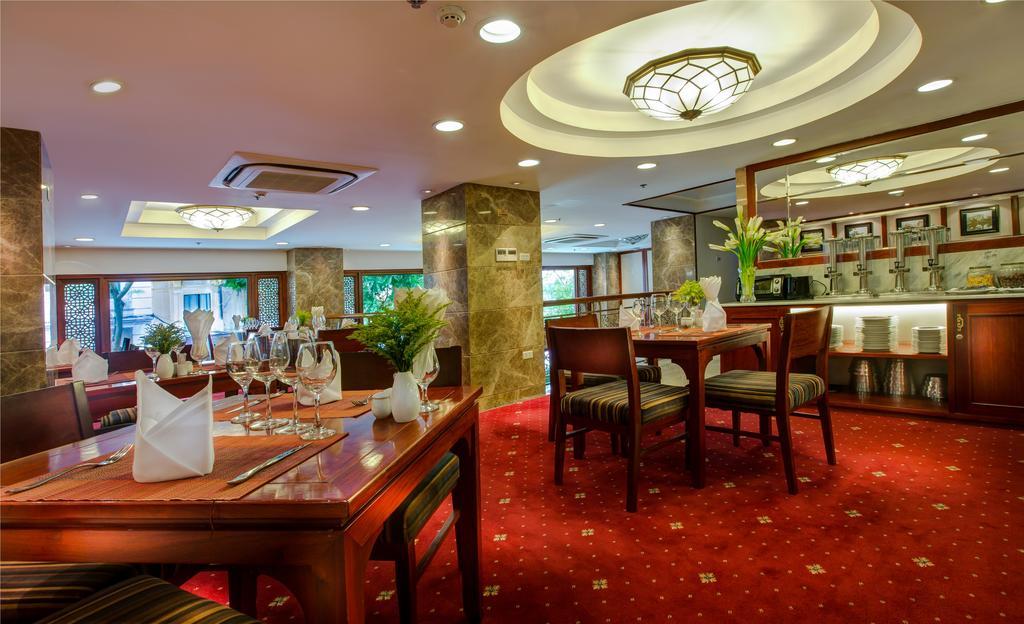 โคนิเฟอร์ บูทิก โฮเต็ล Hotel ฮานอย ภายนอก รูปภาพ