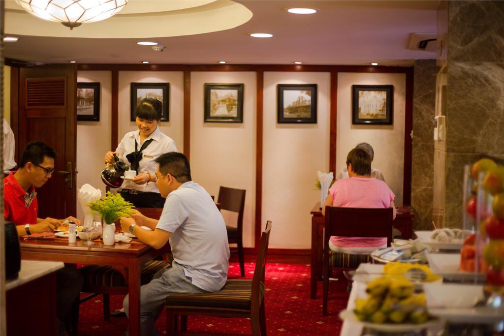 โคนิเฟอร์ บูทิก โฮเต็ล Hotel ฮานอย ภายนอก รูปภาพ