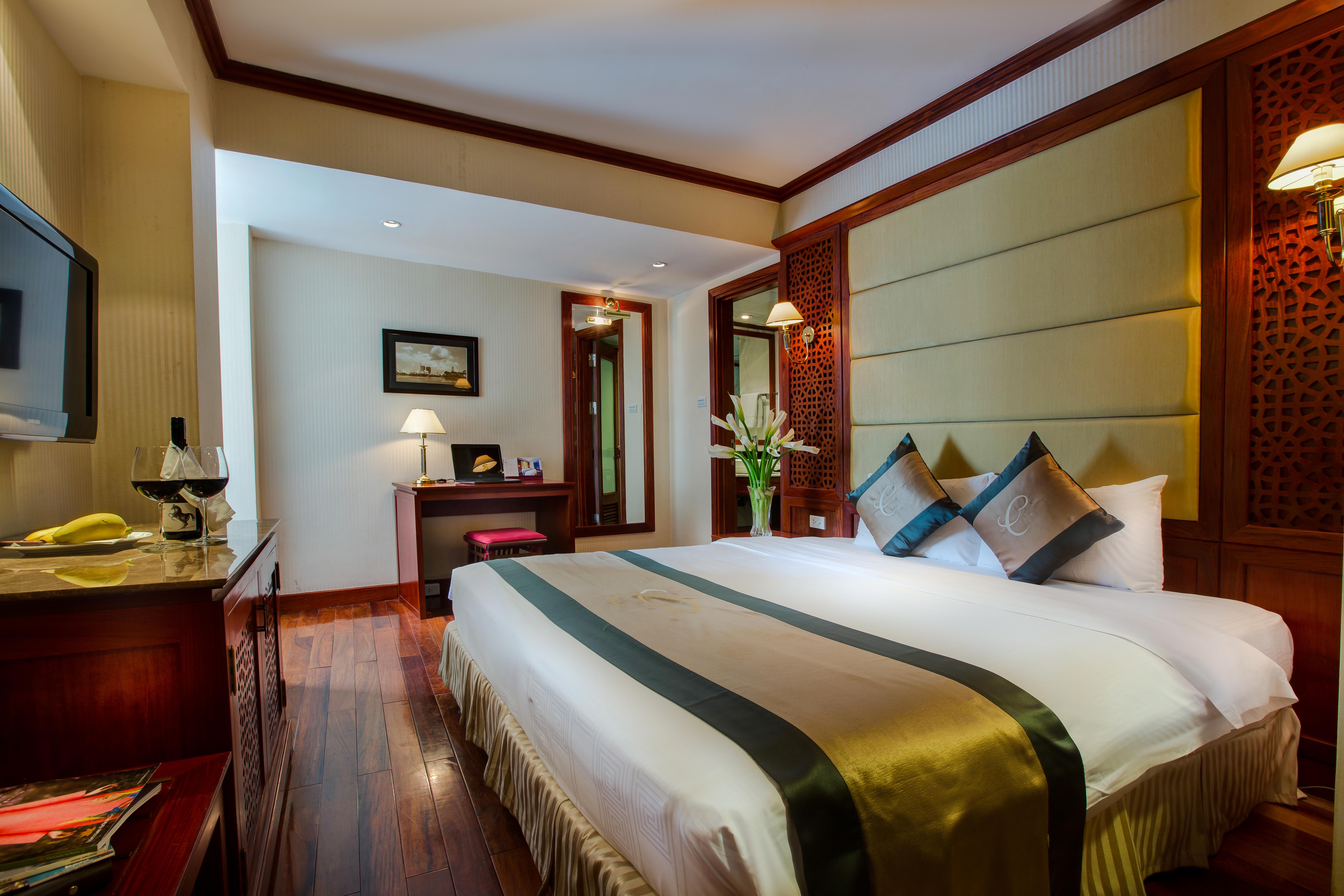 โคนิเฟอร์ บูทิก โฮเต็ล Hotel ฮานอย ภายนอก รูปภาพ