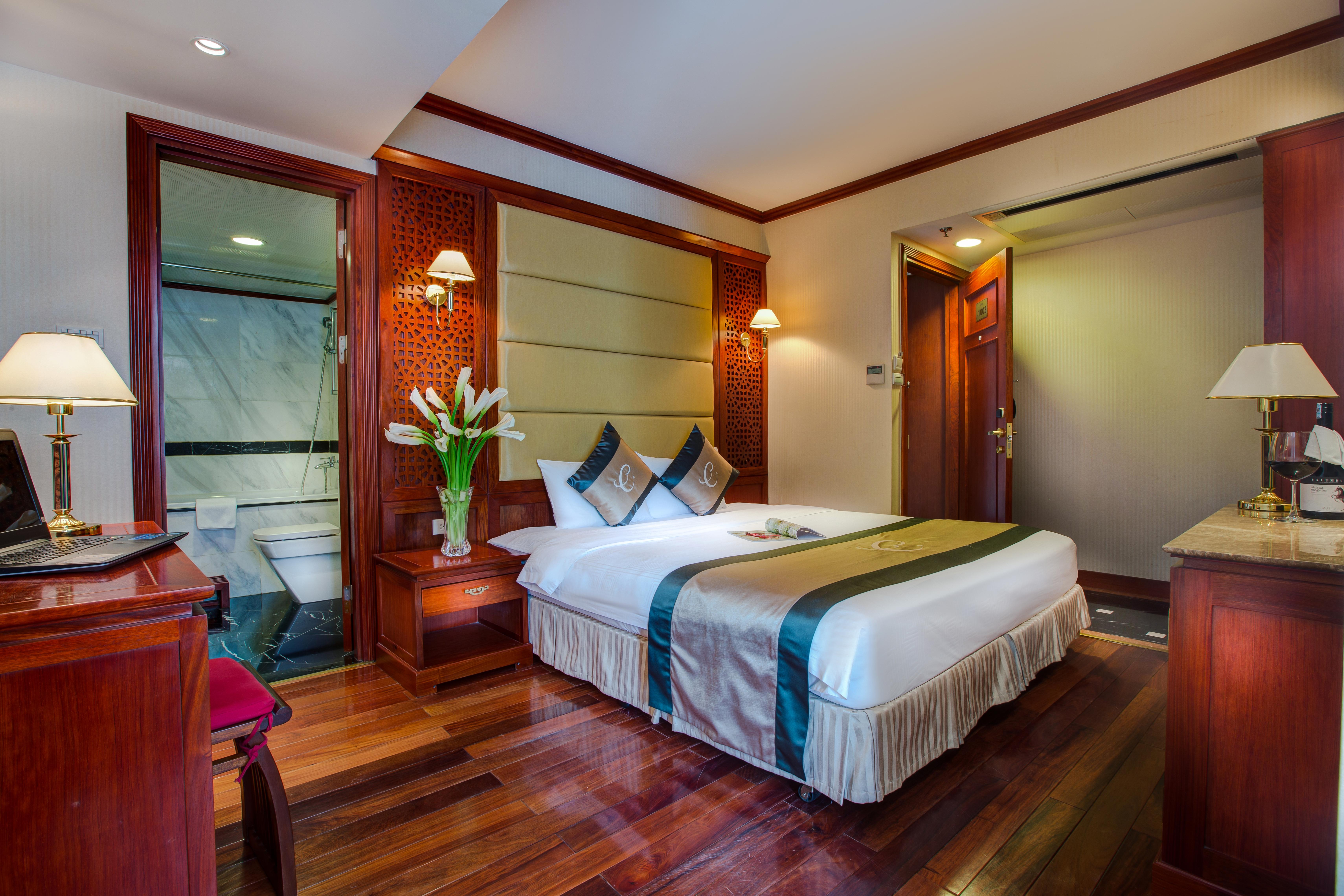 โคนิเฟอร์ บูทิก โฮเต็ล Hotel ฮานอย ภายนอก รูปภาพ